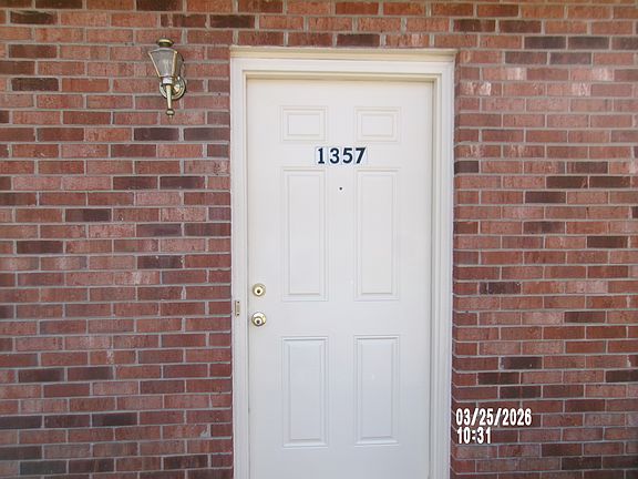 2nd image of 1357 5th St NE #1357