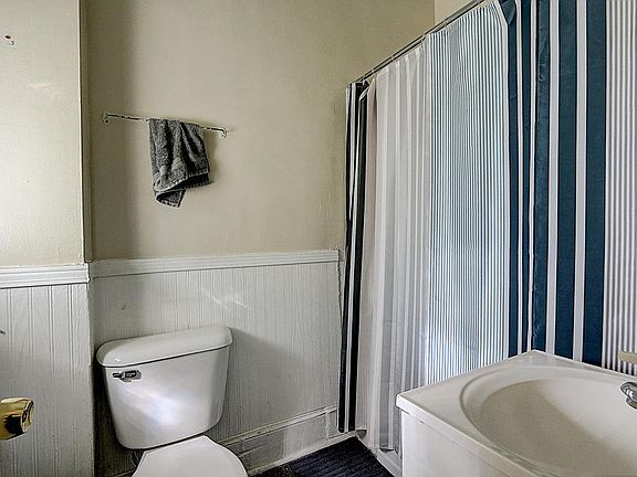 5th image of 501 E Dover St #503