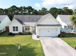 517 Catamaran Dr, Wilmington, NC 28412