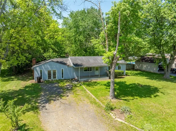 951 Sheri Ln, Carlisle, OH 45005