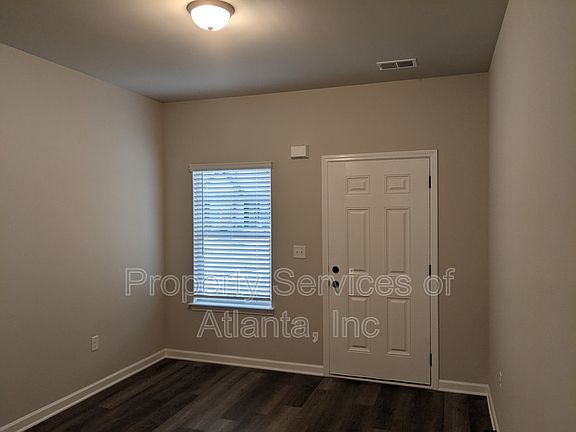 4th image of 711 Galveston Way