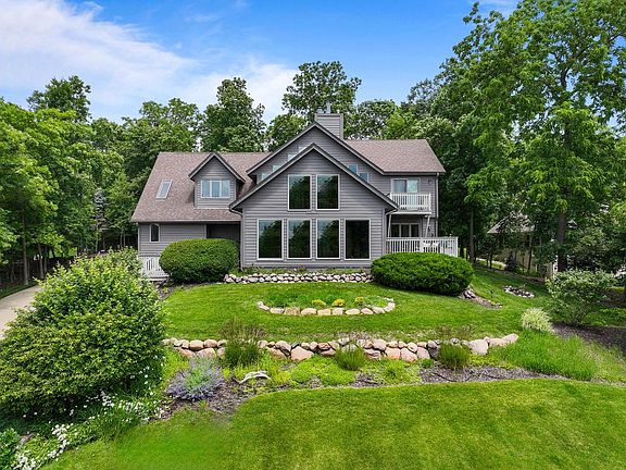 2nd image of 1085 Saratoga LANE #3-17