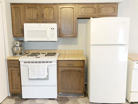 5th image of 1500 Butternut Dr