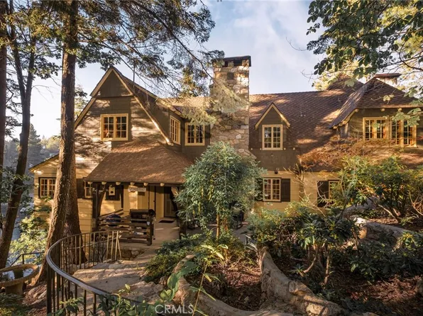 165 Rocky Point Rd, Lake Arrowhead, CA 92352