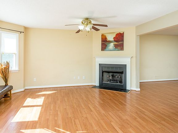 5th image of 1221 King Edwards Way
