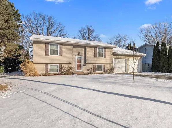 1604 N 2nd Ave, Washington, IA 52353