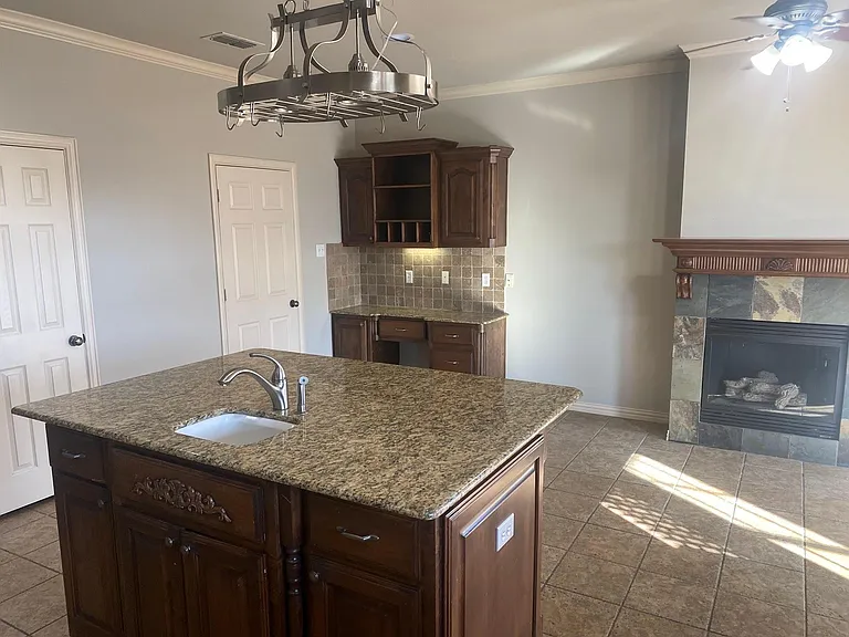 1726 Bent Tree Ct — Photo 5