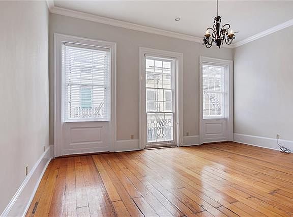 4th image of 317 Royal St APT 4