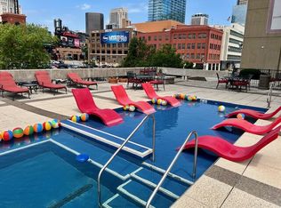 Pointe 400 Apartments, Saint Louis, MO 63102