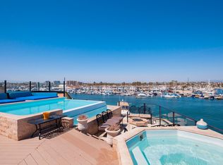 233 19th St APT A, Newport Beach, CA 92663