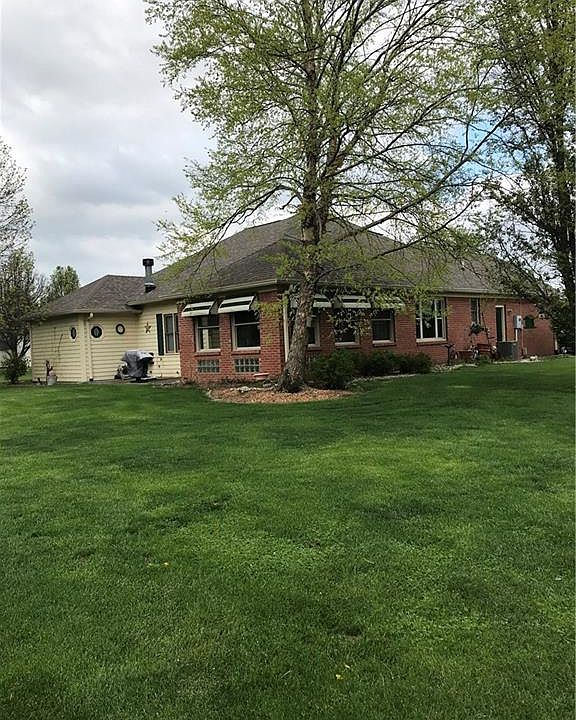 2nd image of 1446 Janetta Ct