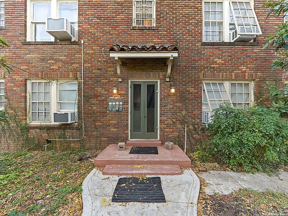 4th image of 142 Armour Place