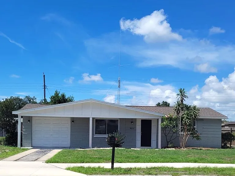 4653 Darlington Rd — Photo 1