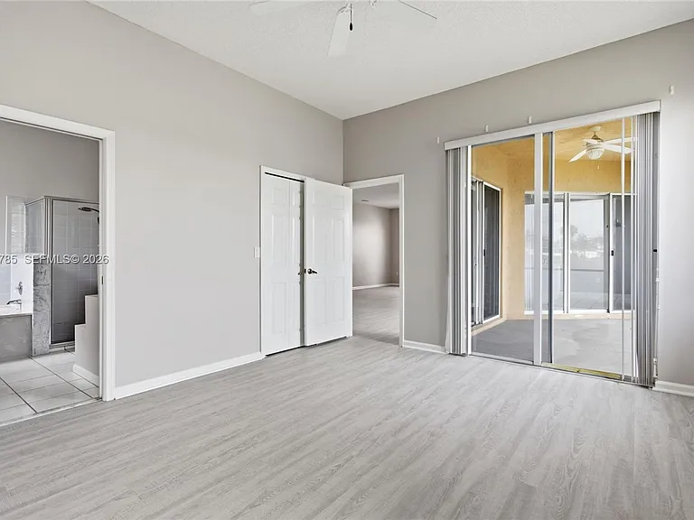 575 SE 29th Dr #0 — Photo 10