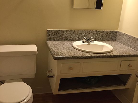 2nd image of 492 Silverwood Ave APT B