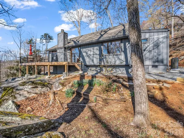 456 Youngs Mountain Dr, Lake Lure, NC 28746
