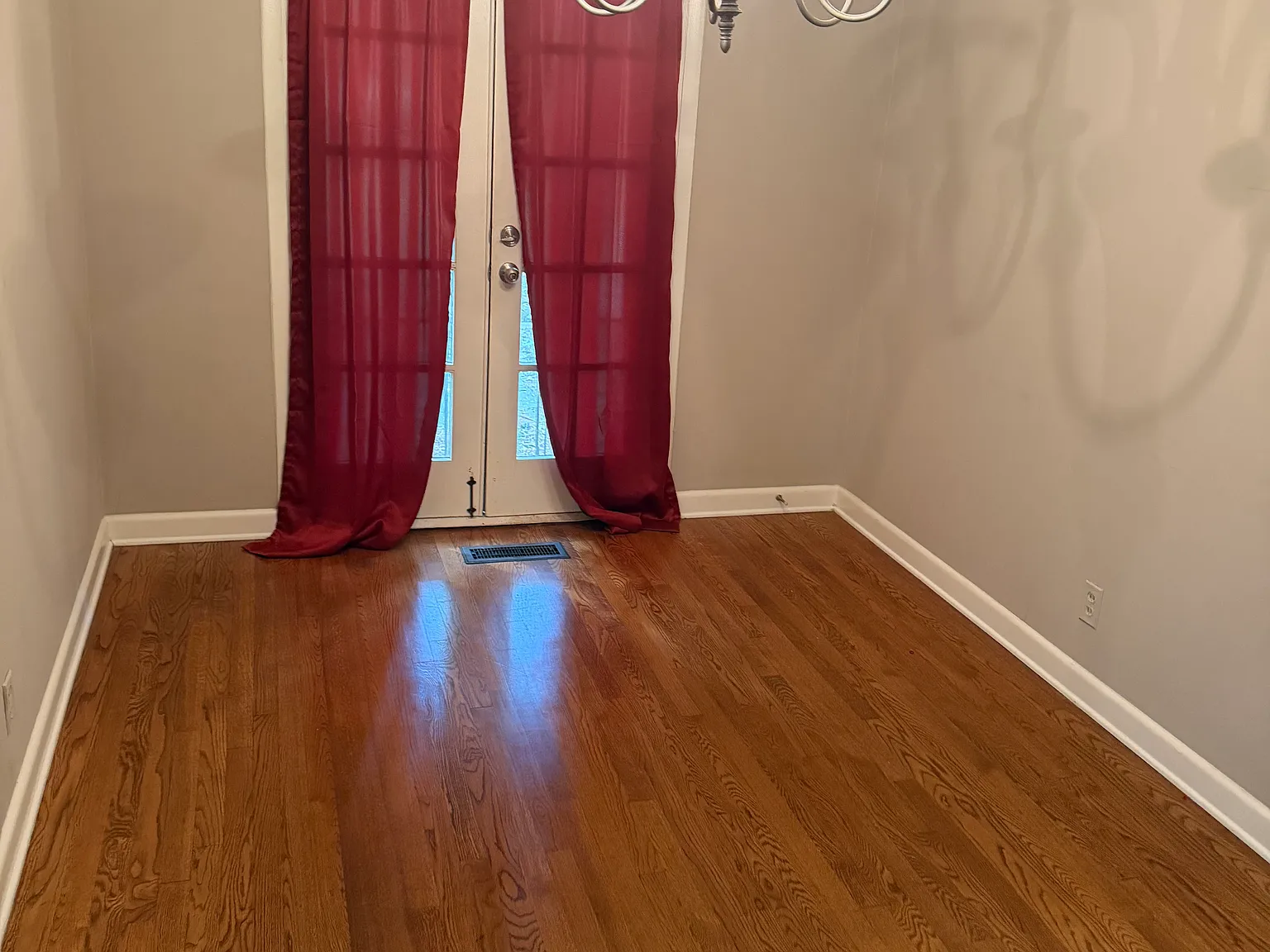 74 Belmont Dr — Photo 3