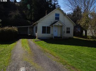 760 Elm Ave, Reedsport, OR 97467