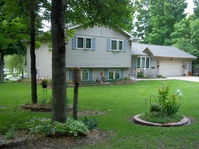 176 Country Club Dr, Clintonville, WI, 54929