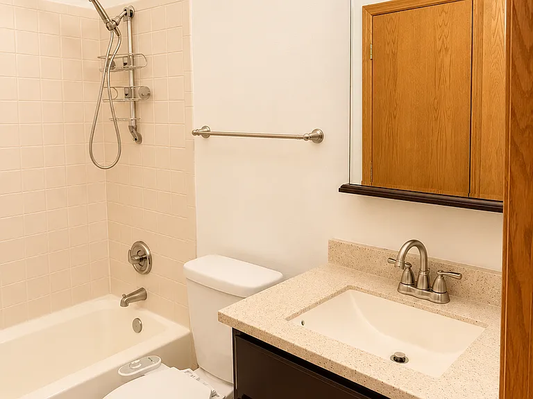 8316 Highpoint Cir #E — Photo 14