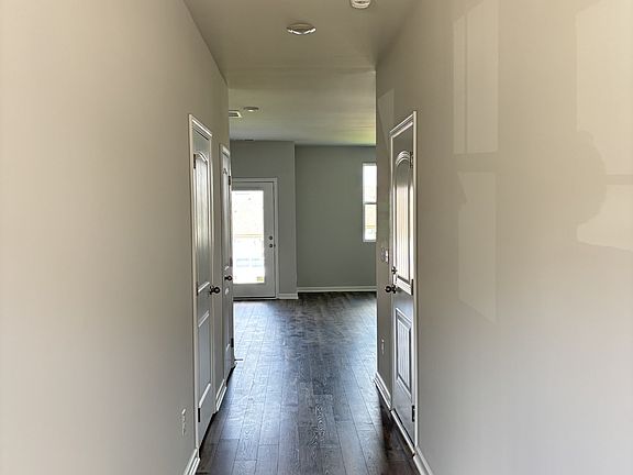 3rd image of 2100 Widgeon Point