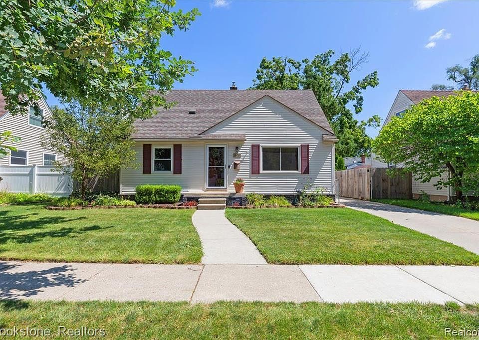 516 N Edgeworth Ave, Royal Oak, MI 48067 MLS 20230068504 Zillow