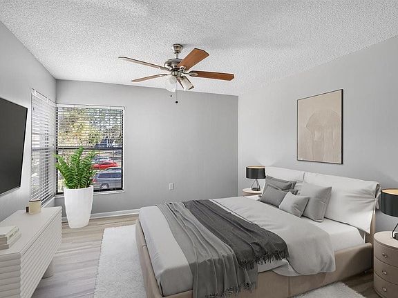 3rd image of 4757 Capri Place #205