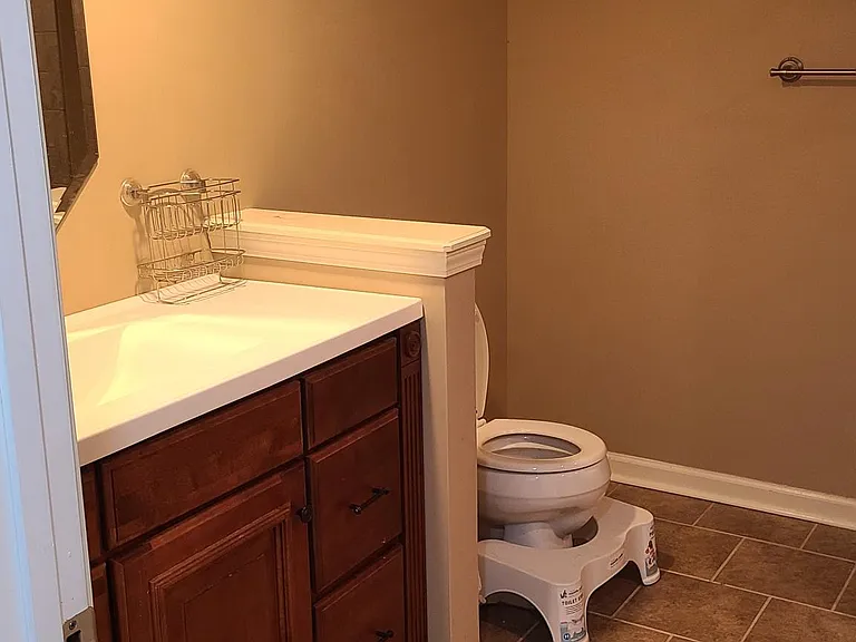 406 Old Towne Rd — Photo 14