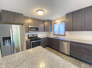 624 Meadow Run Dr SW, Rochester, MN 55902