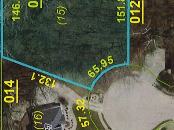 30 Fox Mill Dr, Maryville, IL 62062