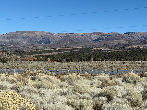 4th image of 7 Pine Creek Rd