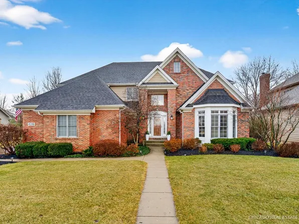 (undisclosed Address), St Charles, IL 60175