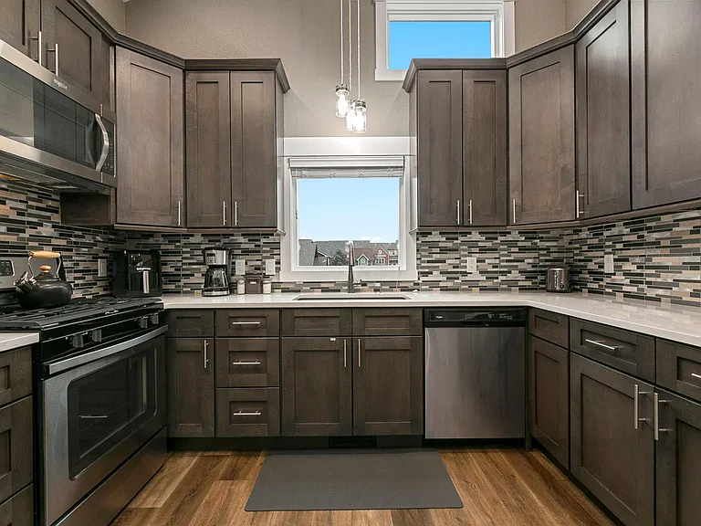415 Mason Ct #6 — Photo 9