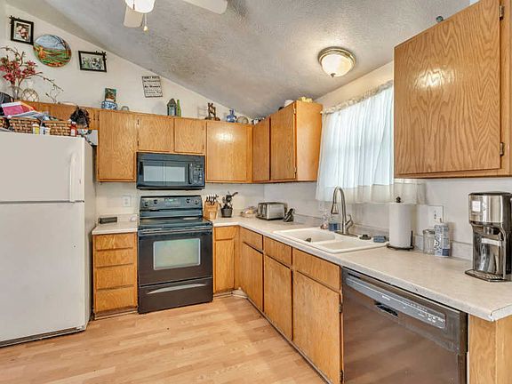 5th image of 3708 S Shotgun Cir W