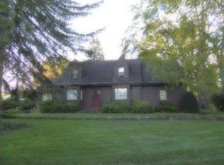 2 Erwin Dr, Corning, NY 14830