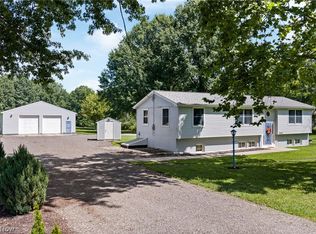 10685 Scotts Corners Rd, Diamond, OH 44412