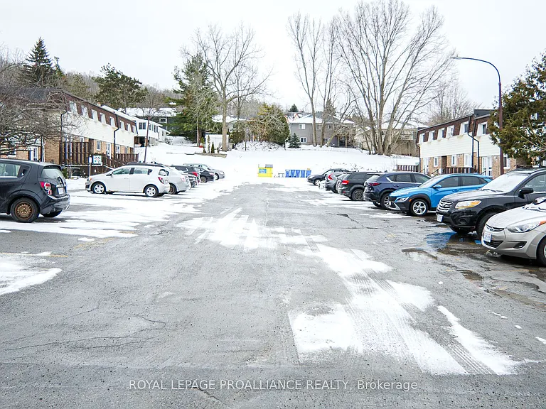 22 Pitt St #19 — Photo 33