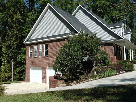 3rd image of 337 Canterbury Dr