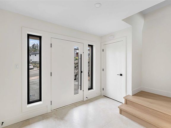 5th image of 1203 Viewtop Rd