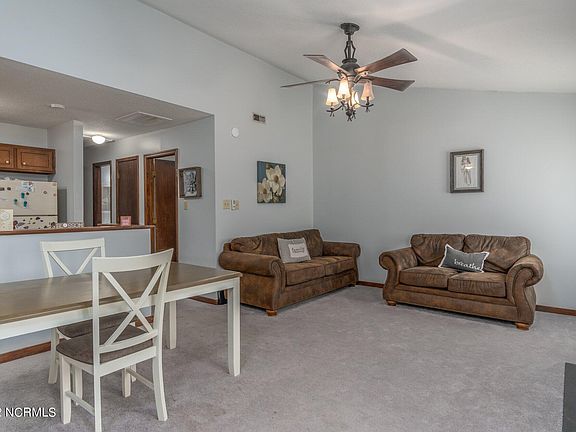 4th image of 8 B Mulberry Lane