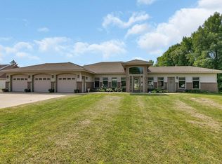 224 5th Ave NW, Hutchinson, MN 55350