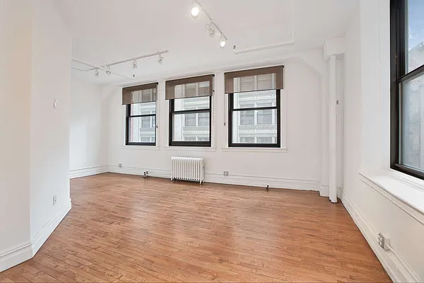 Rented by Compass | media 3