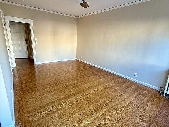 3rd image of 2645 Sacramento St APT 1B