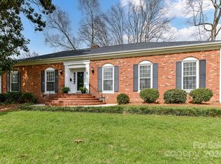 3901 Chandworth Rd, Charlotte, NC 28210