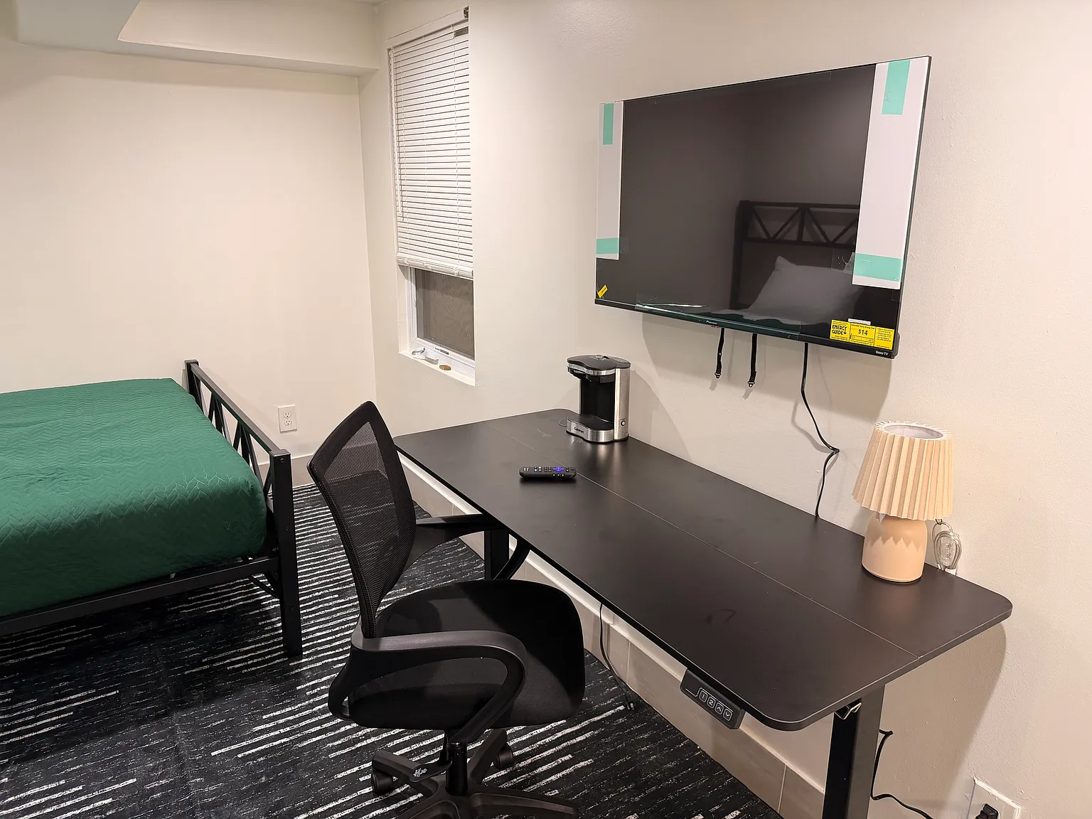 Studio, 1500 sqft, $1,000 — Photo 4