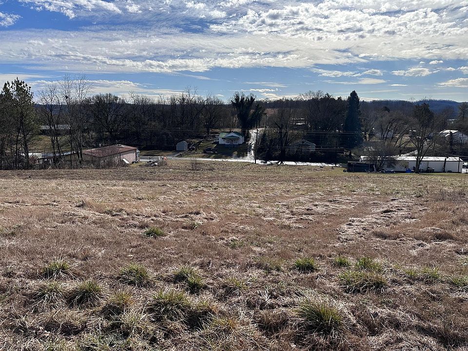 2nd image of Dogwood Dr