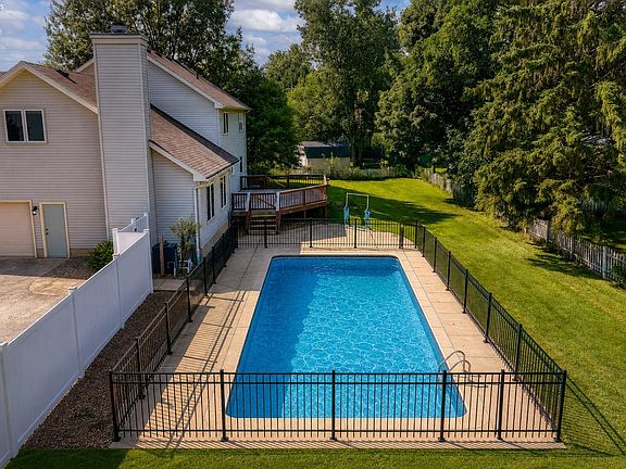 4th image of 107 Keswick Ct