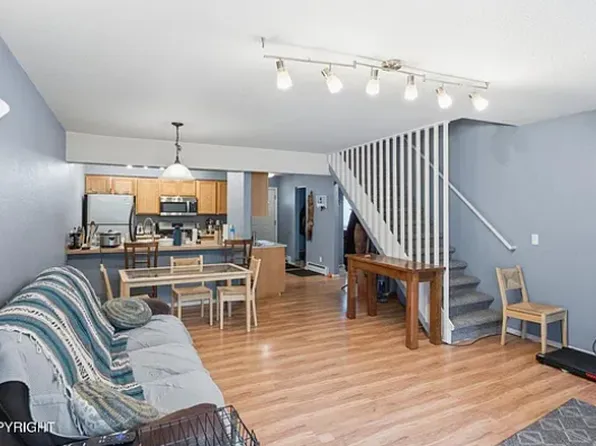2500 W Snowcrest Dr, Wasilla, AK