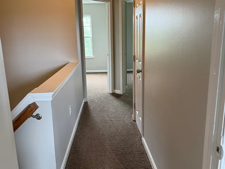 120 Penwick Cir — Photo 5
