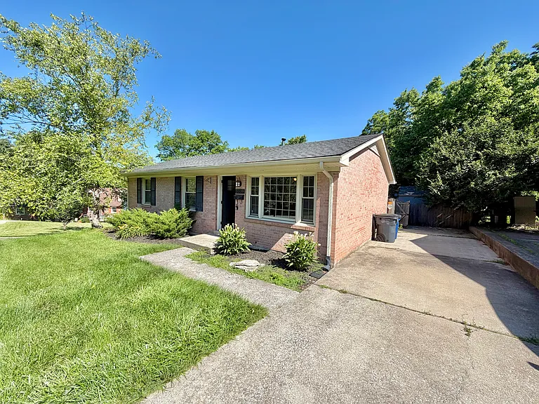 3339 Sutherland Dr — Photo 11